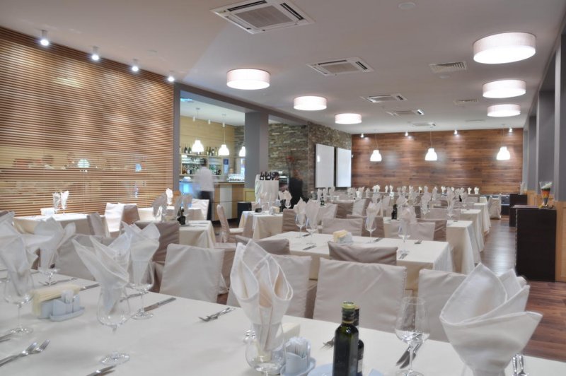 Спа хотел Белчин Гардън - Снимка 1