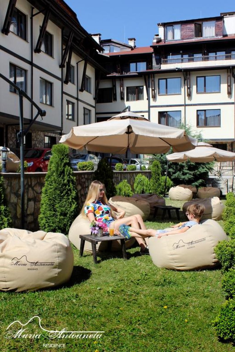 Мария-Антоанета Резидънс - Снимка 1