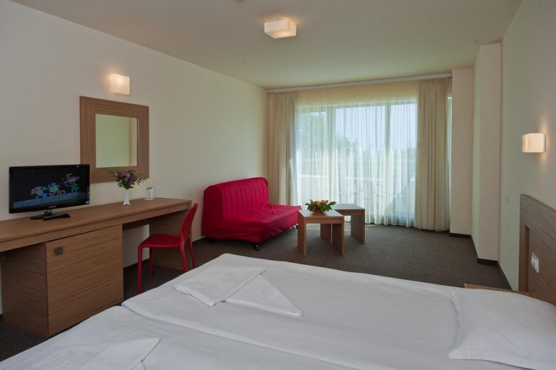 Жерави Клуб Хотел - Снимка 10