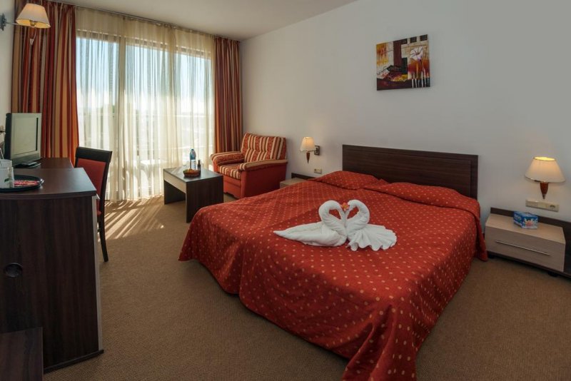 Хотел Hermes Alexandria Club - Снимка 3