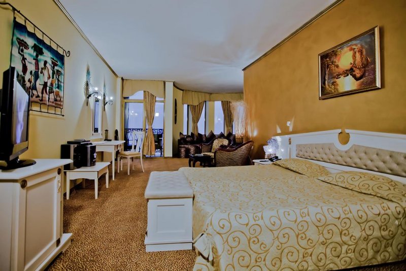 Виктория Палас Бийч Хотел - Снимка 3