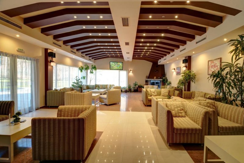 Комплекс Реденка Холидей Клуб - Снимка 1