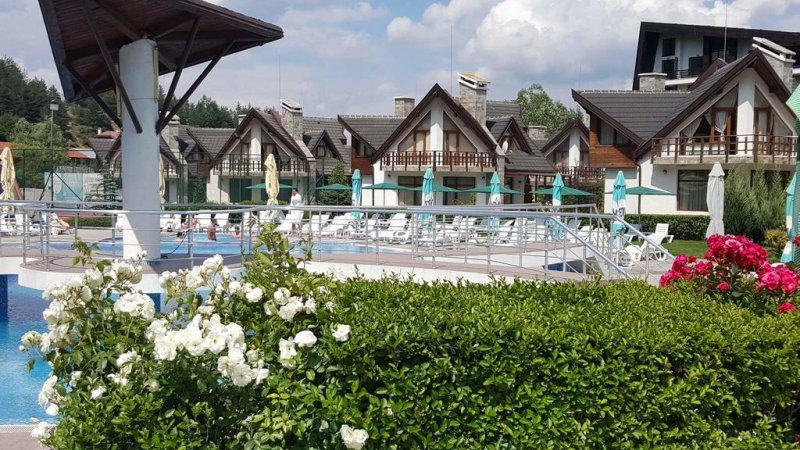 Комплекс Реденка Холидей Клуб - Снимка 1