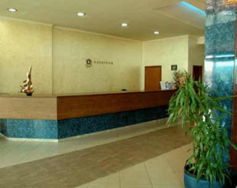 Гранд Хотел Казанлък - Снимка 1