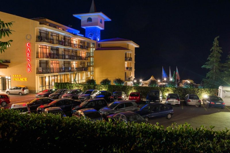 Хотел Цезар Палас - Снимка 4