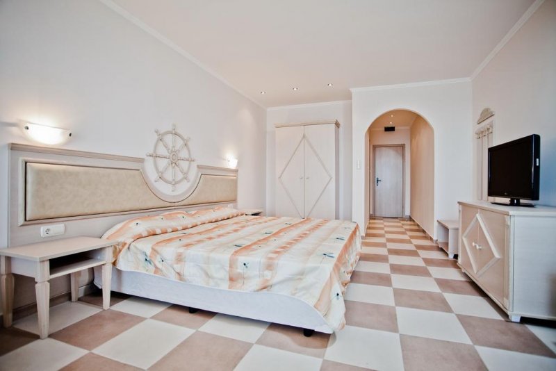 Хотел Роял Бей - Снимка 5