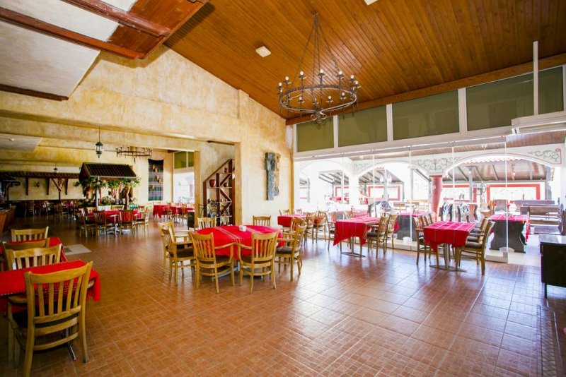 Хотел Роял Бей - Снимка 1