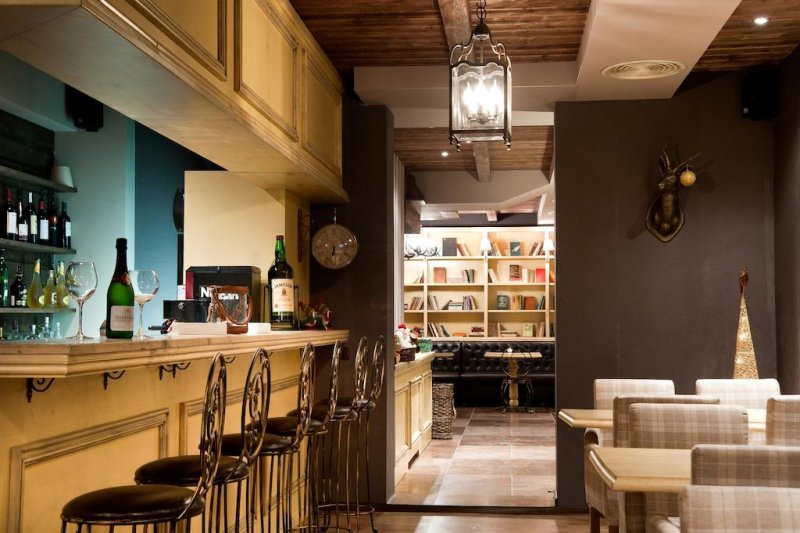 Корнелия Бутик Хотел & СПА - Снимка 3