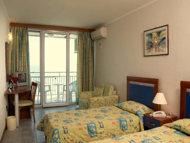 Хотел Лагуна Бийч - Снимка 2