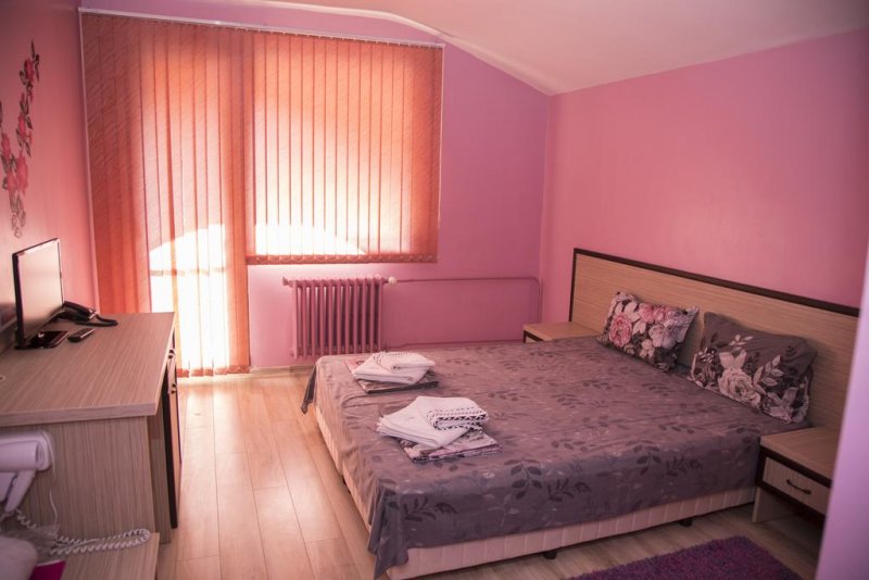 Хотел Емали Грийн - Снимка 3