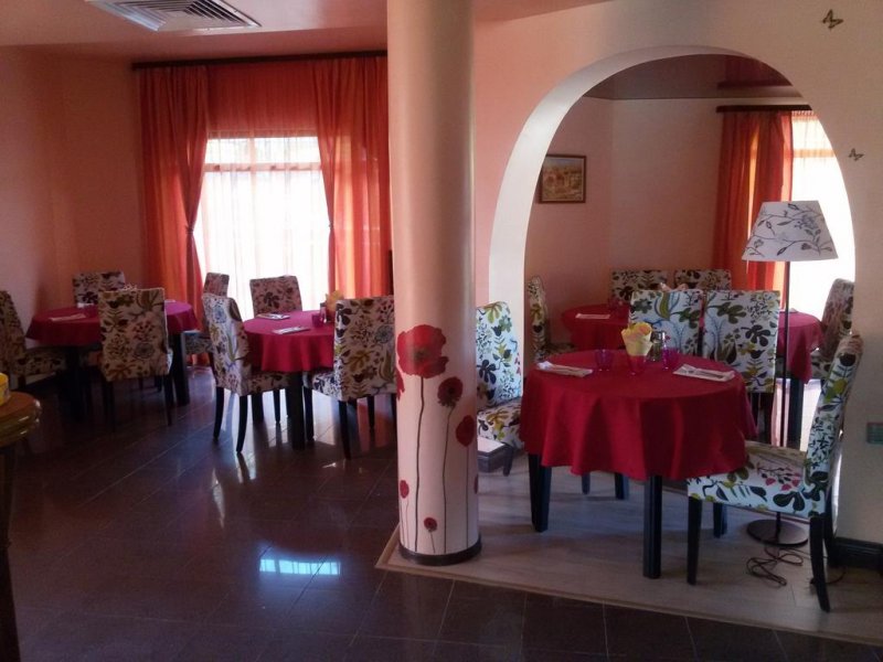 Хотел Емали Грийн - Снимка 3