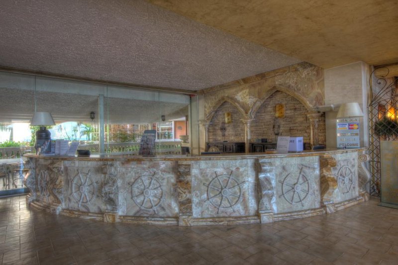 Хотел Роял Парк - Снимка 3