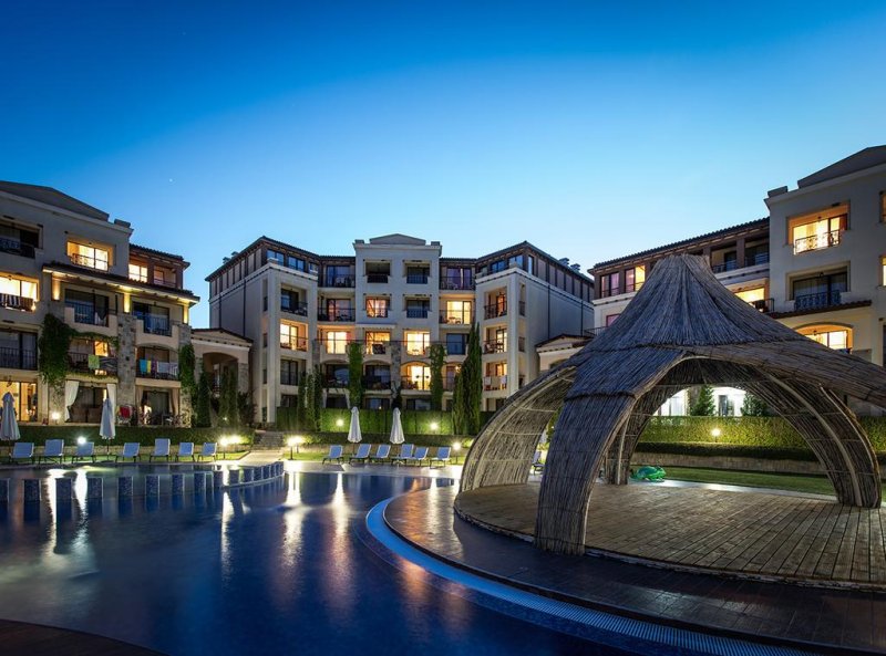 Комплекс Грийн Лайф Бийч Ризорт - Снимка 3