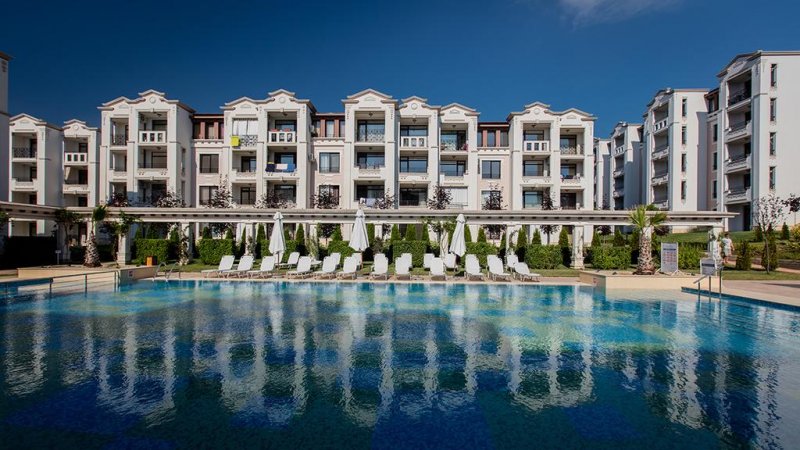 Комплекс Грийн Лайф Бийч Ризорт - Снимка 2