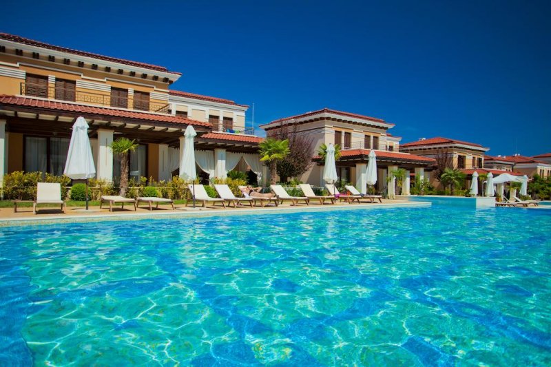 Комплекс Грийн Лайф Бийч Ризорт - Снимка 7