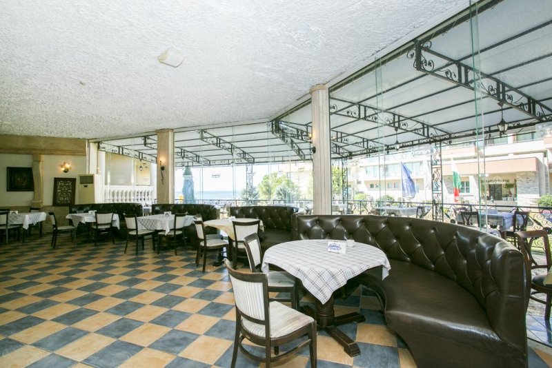 Хотел Атриум Бийч - Снимка 10