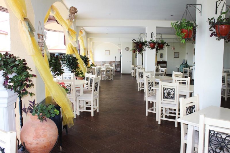 Хотел Атриум Бийч - Снимка 10