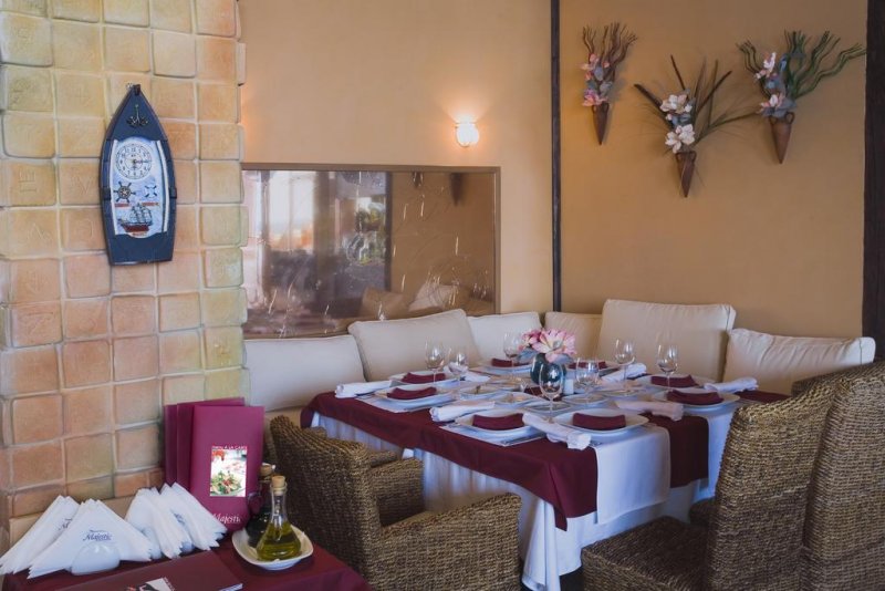 ДИТ Маджестик Бийч Резорт - Снимка 9