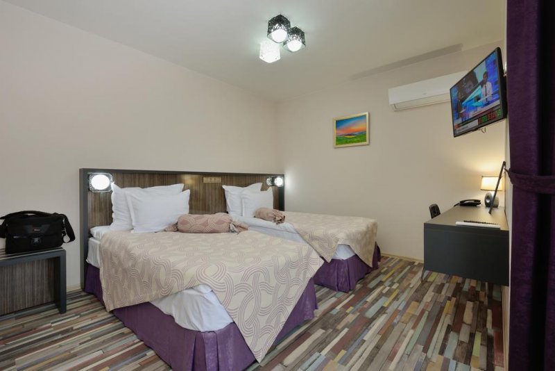 Апартхотел Хелоу Хисар - Снимка 5