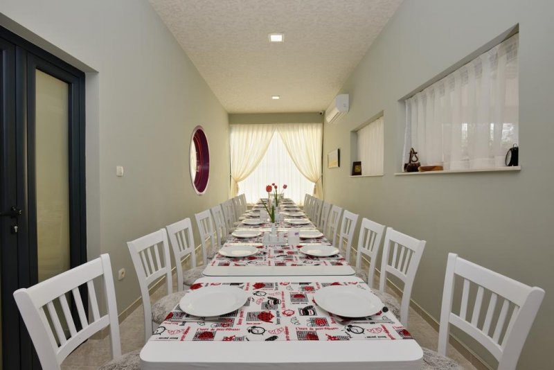 Апартхотел Хелоу Хисар - Снимка 8