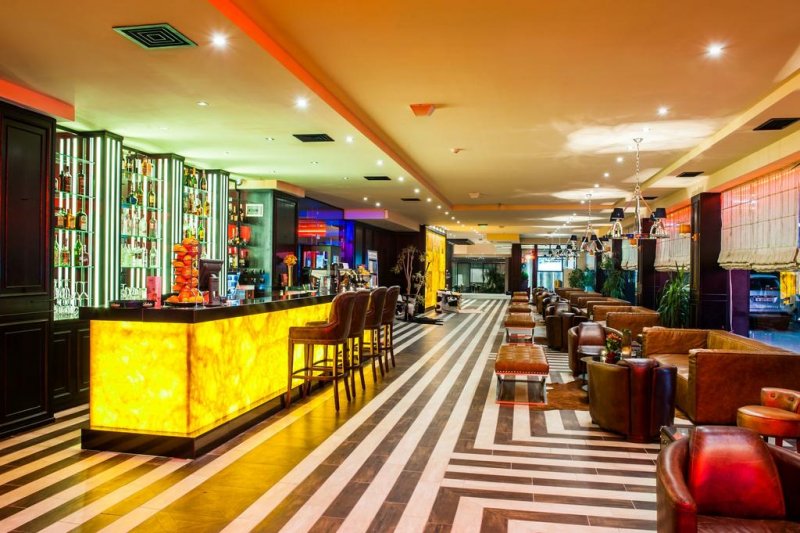 Гранд Хотел Банско - Снимка 8