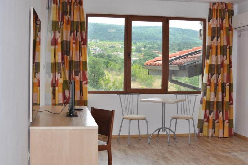 Хотел Гардения Хилс - Снимка 9