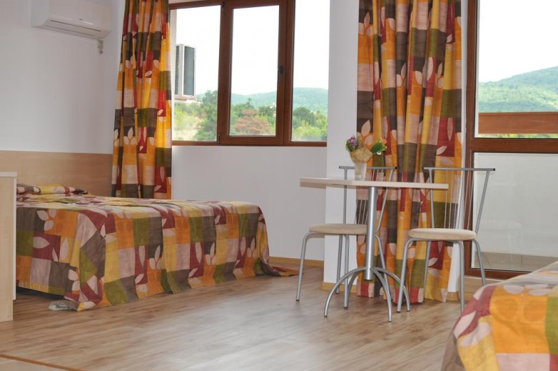 Хотел Гардения Хилс - Снимка 1