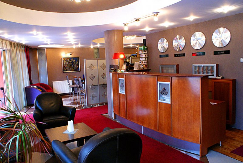 Leonardo Hotel - Снимка 1