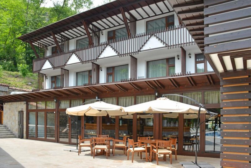 Парк хотел Асеневци - Снимка 1