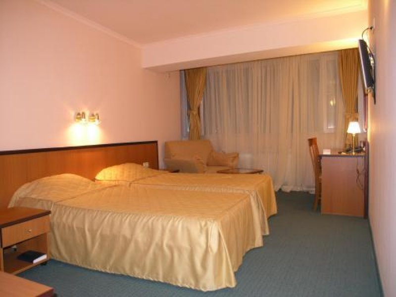 Хотел Троян Плаза - Снимка 10