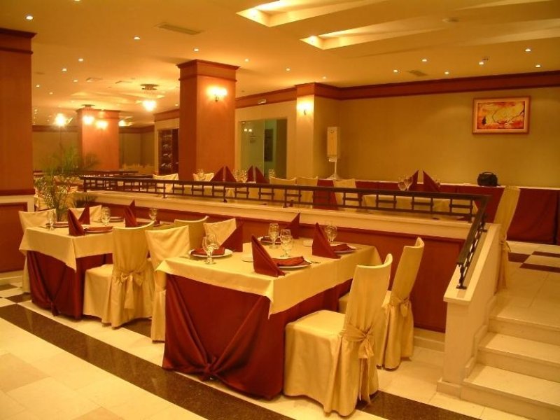 Хотел Троян Плаза - Снимка 10