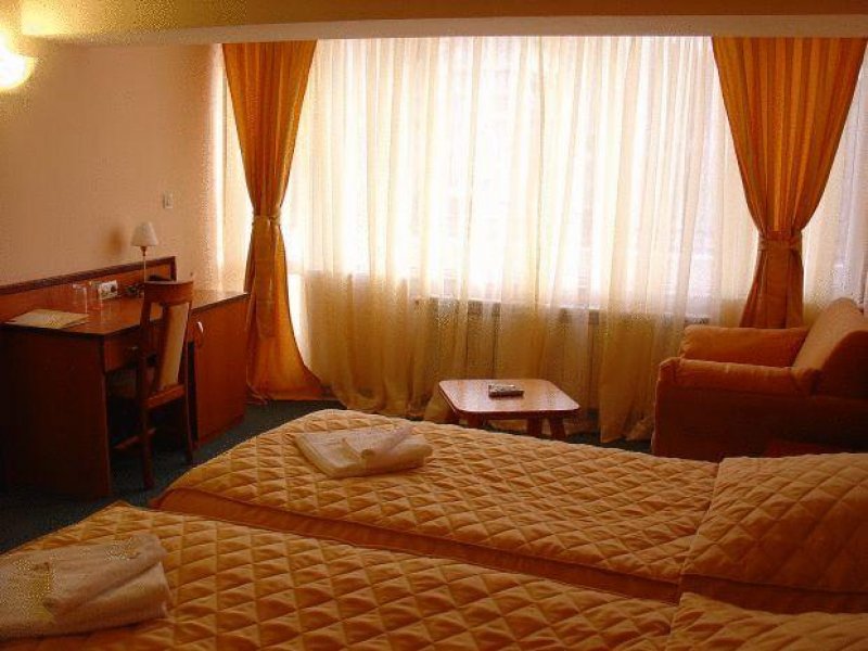 Хотел Троян Плаза - Снимка 8