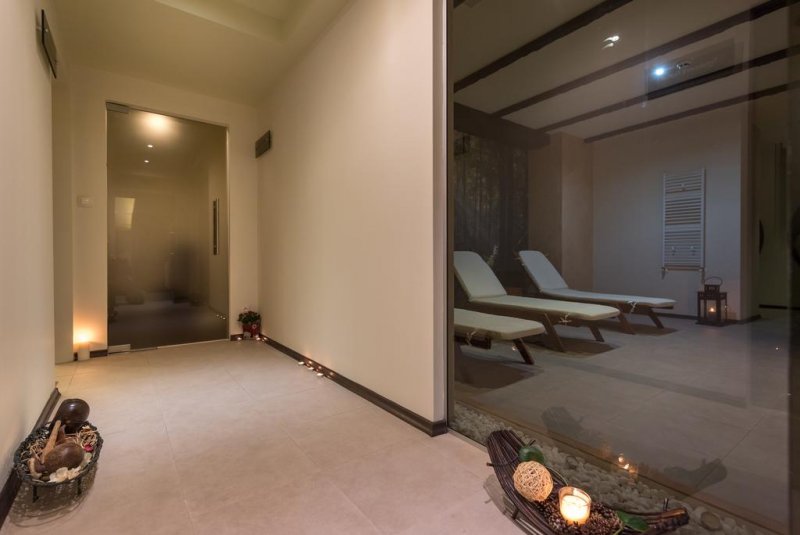 Хотел Лион - Снимка 4