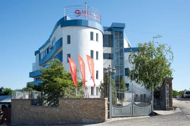 Мерлин Александрия Клуб - Снимка 3