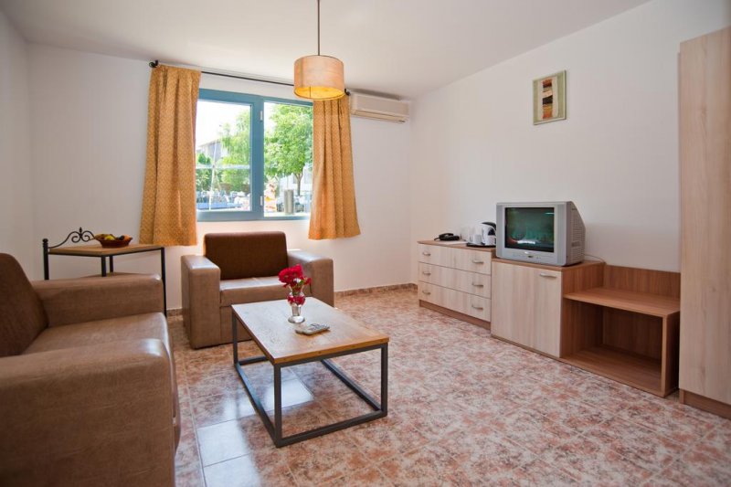 Мерлин Александрия Клуб - Снимка 5