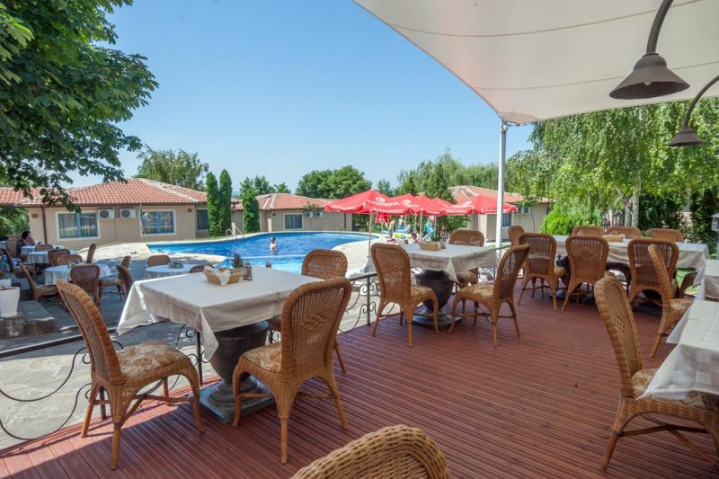 Мерлин Александрия Клуб - Снимка 4