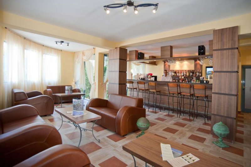 Мерлин Александрия Клуб - Снимка 11