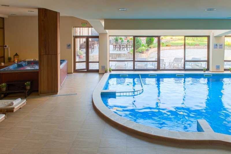 Хотел Свети Георги Ски & СПА - Снимка 2