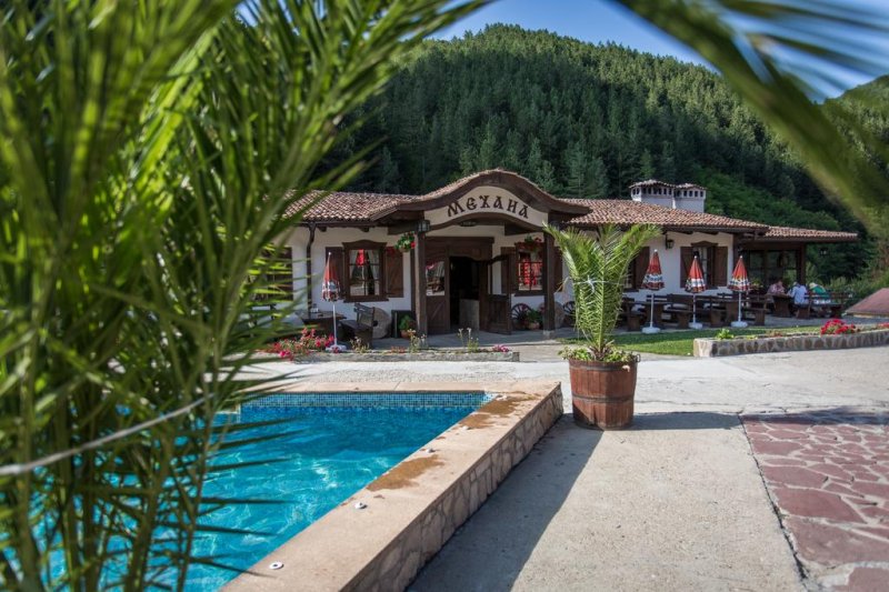 Комплекс Чифлика - Снимка 2