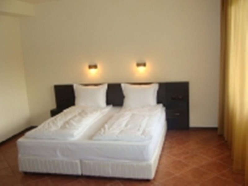 Комплекс Чифлика - Снимка 10