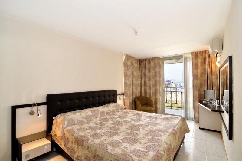 Хотел Нона - Снимка 11