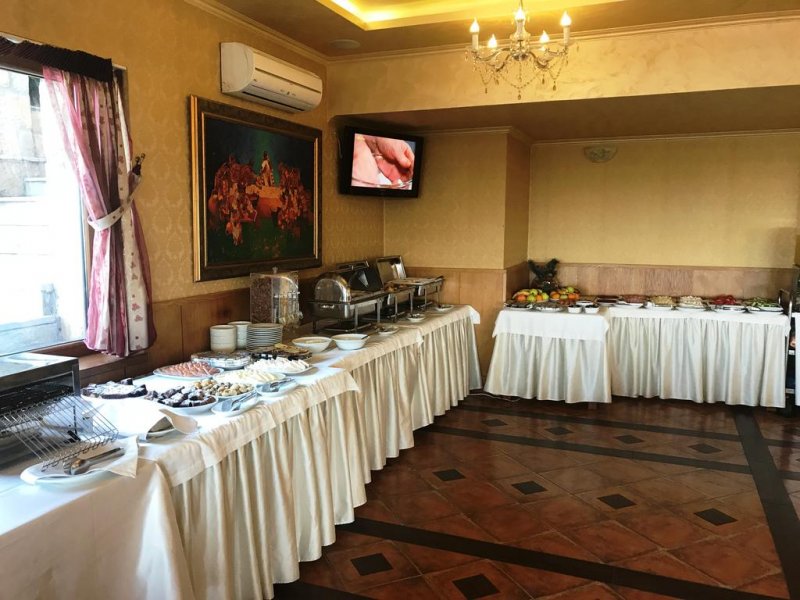 Хотел Севастократор - Снимка 2