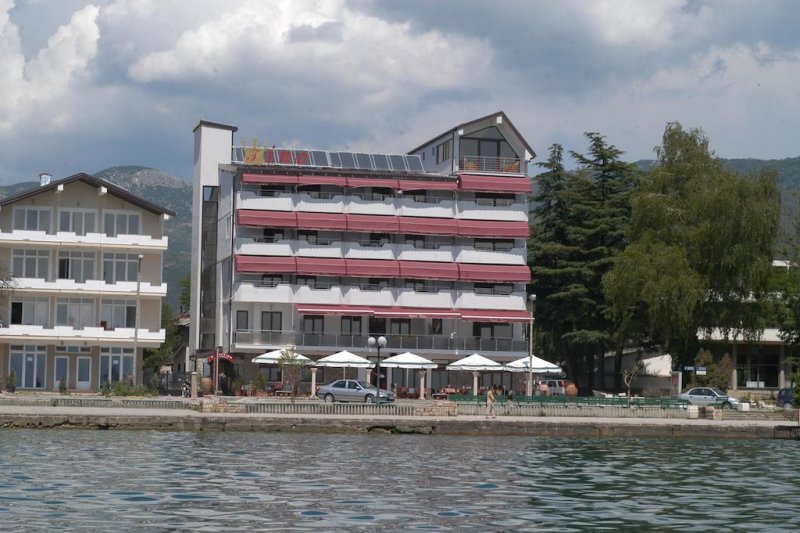 Hotel Tino - Снимка 9