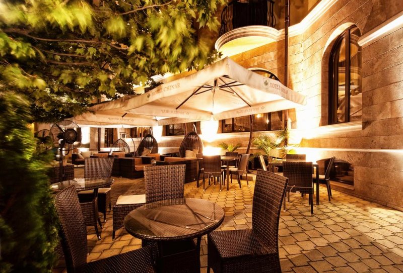 Хотел Чинар - Снимка 1