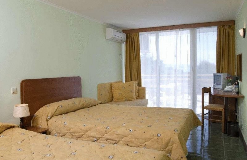 Хотел Малибу - Снимка 11