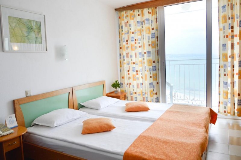 Хотел Елица - Снимка 1