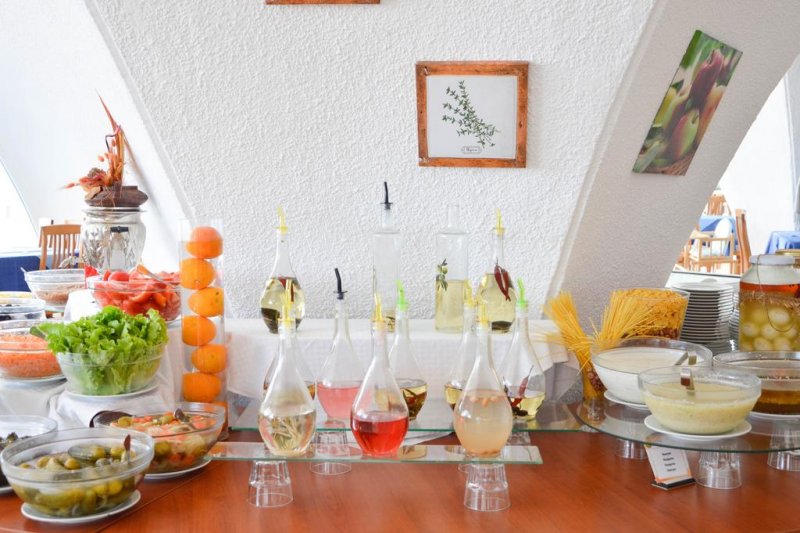 Хотел Елица - Снимка 2