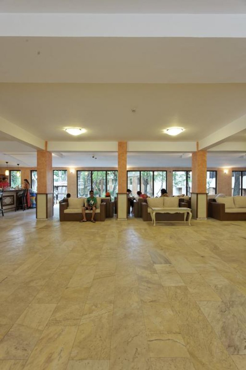 Хотел Преслав - Снимка 2