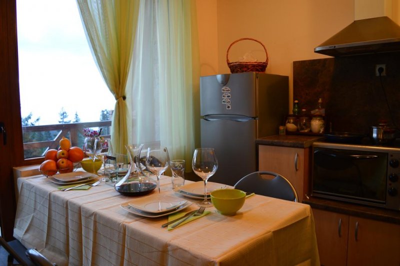 Апартхотел Pine Hills - Снимка 2