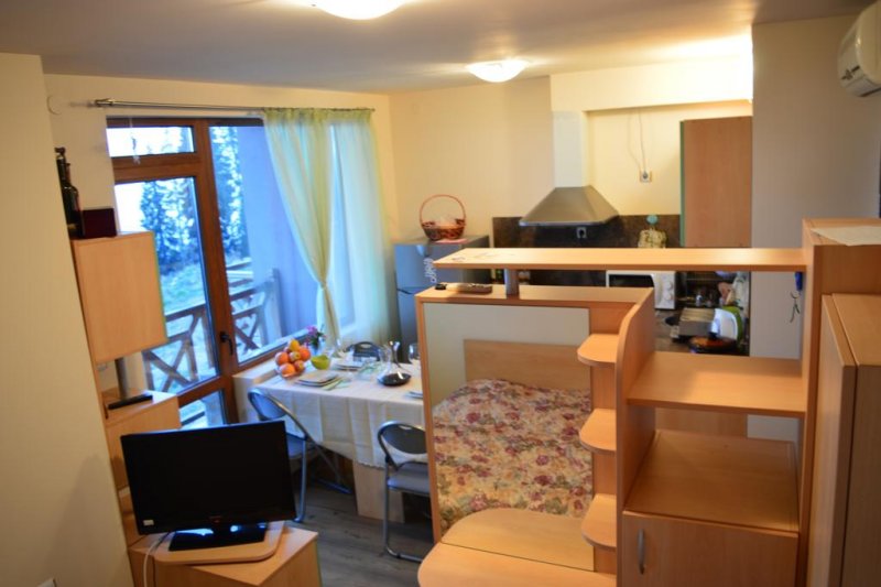 Апартхотел Pine Hills - Снимка 9